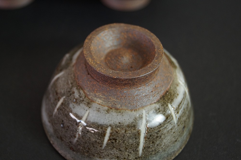 Sake cup set by Morioka Kisaragi base close-up 1