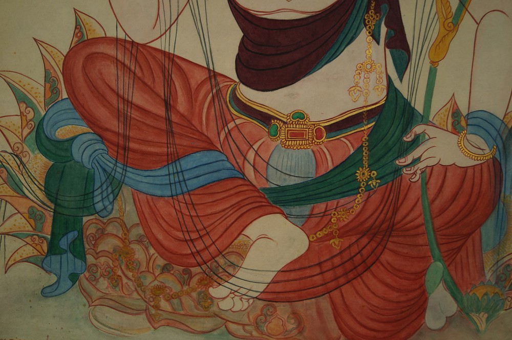 Kannon Bodhisattva Robe and Lotus Throne Close-Up