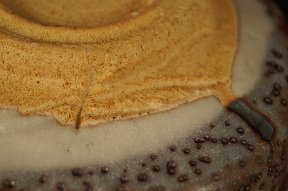 Chawan Shino Ware Foot Close-Up 2