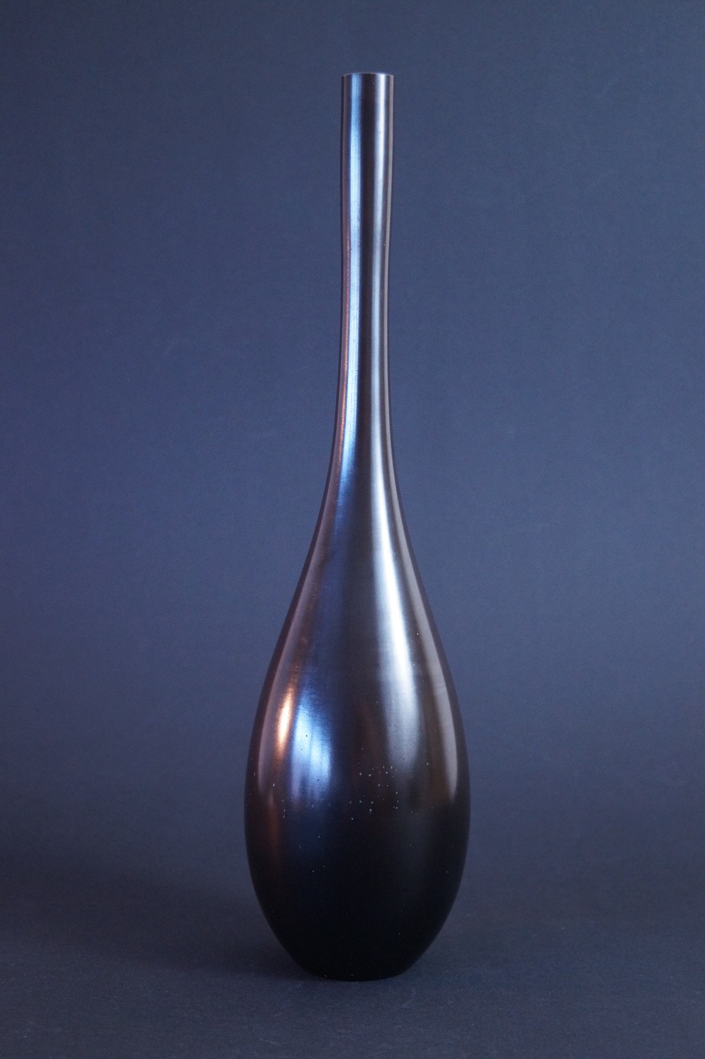 Copper Vase by Ikkei Nosaku Side View 1