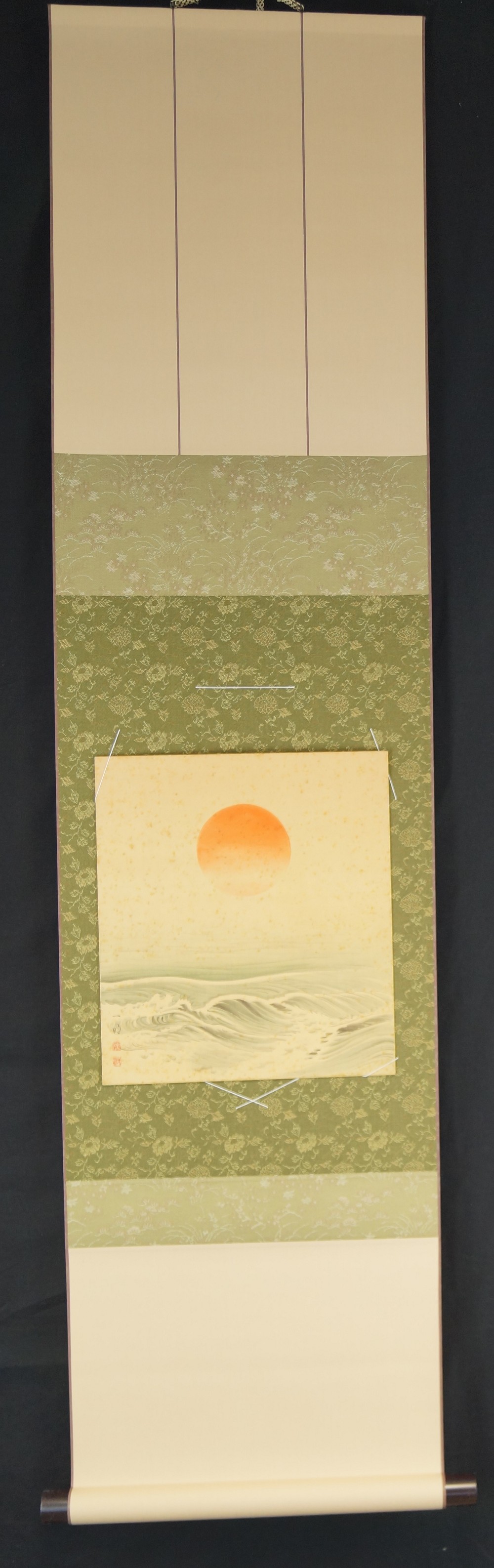 Shikishi Aufgehende Sonne Gesamtansicht mit Einfassung