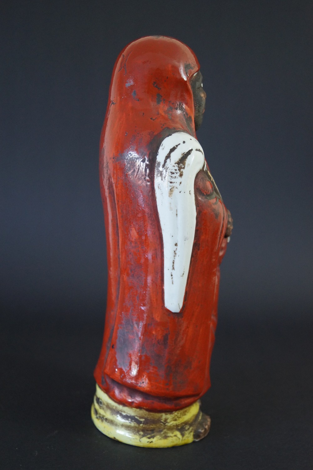 Bodhidharma Daruma Figure Made of Kutani Porcelain Side View 2
