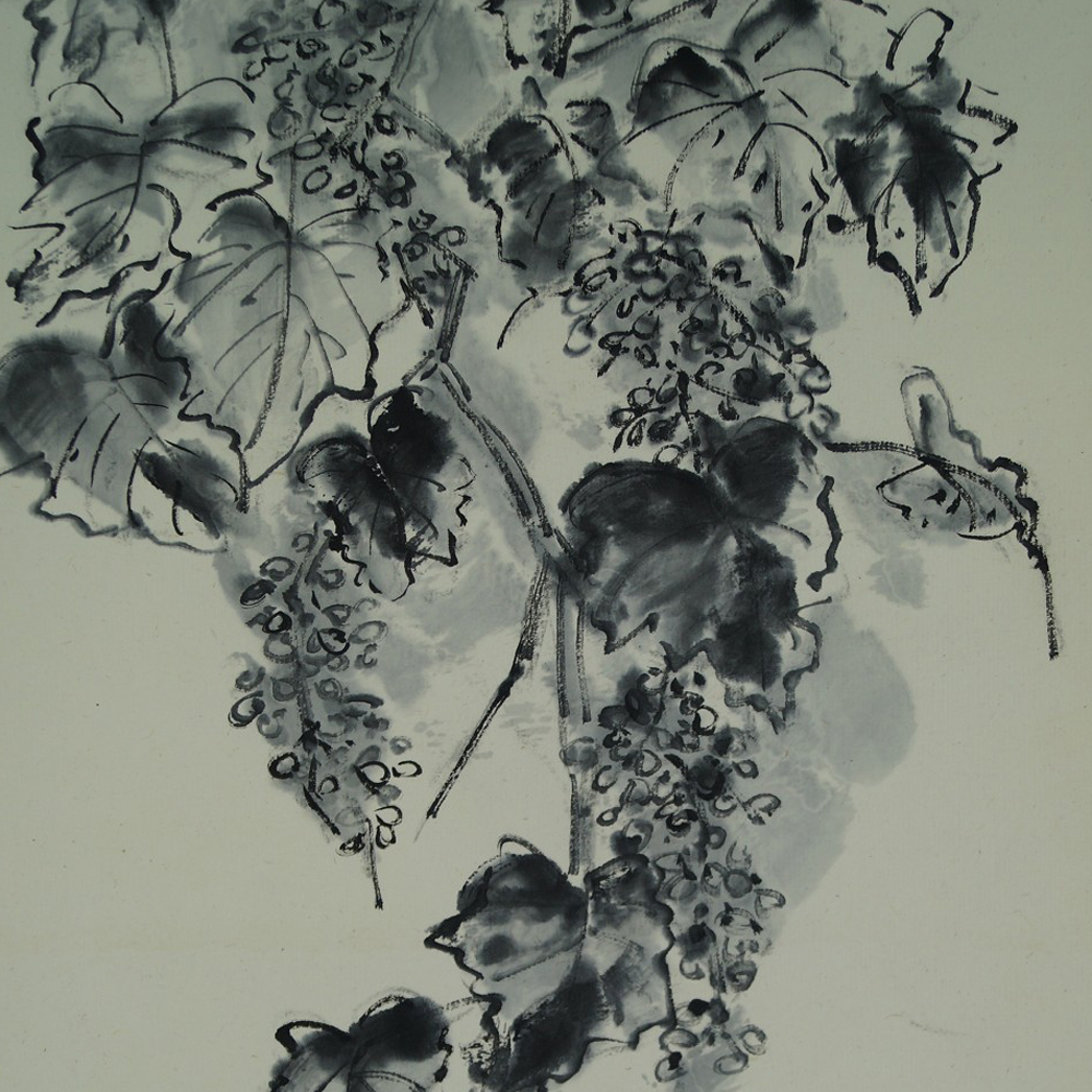 Grapevine Hanging Scroll Motif Close-Up Preview