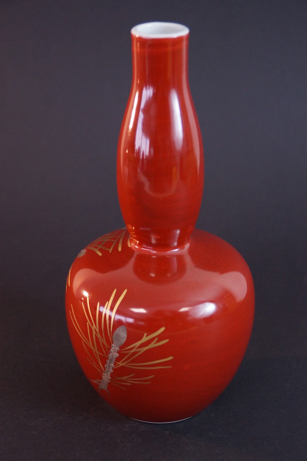 Kyo Vase Rear View