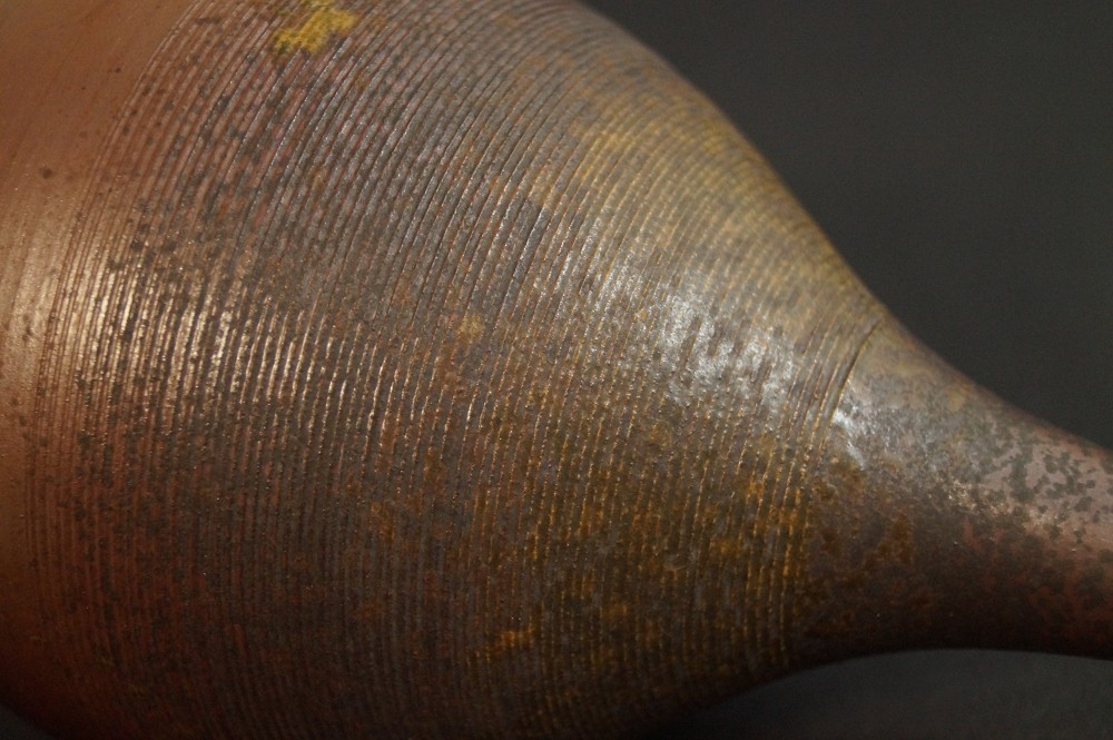Close-Up of the Glaze on the Shoulder of the Vase Glaze Close-Up 2