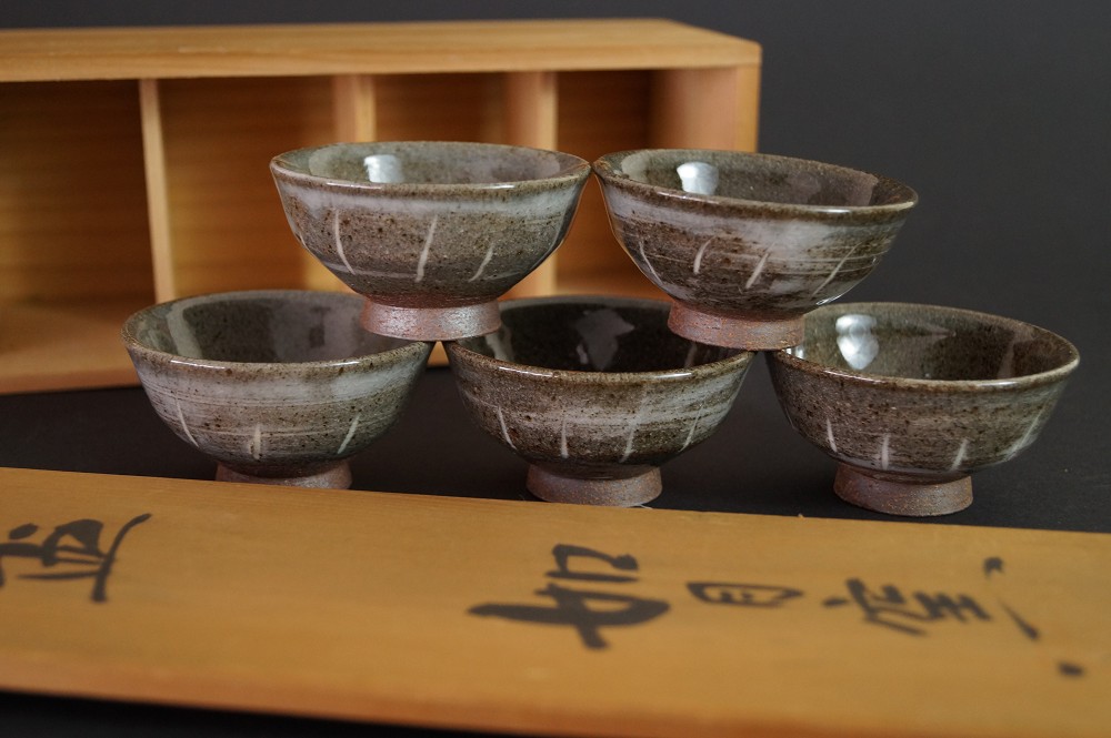 5er Set handgetöpferte japanische Sake-Schalen von Morioka Kisaragi
