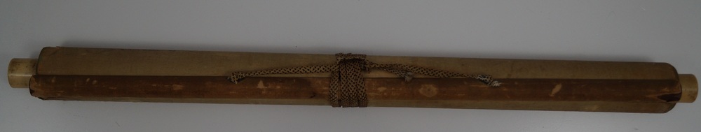 Many Sparrows and the Bamboo Hanging Scroll Rolled Up