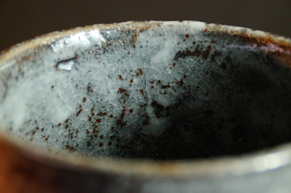 Chawan Tea Bowl Made of Oribe Ware by Ito Shinzan Interior View Close-Up