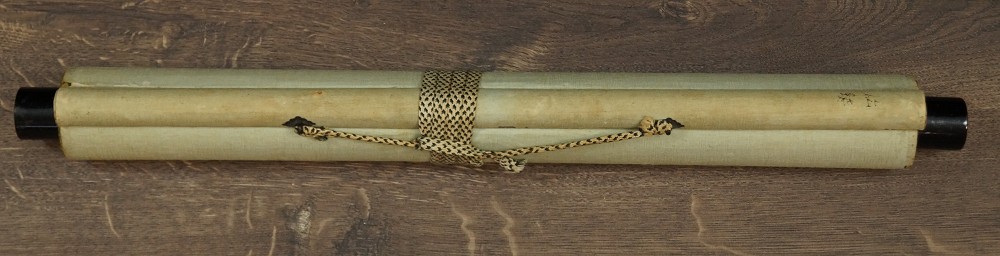 Zen Kalligraphie Kakemono zusammengerollt
