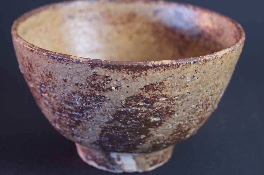 Seto tea bowl chawan by Shohachi Taniguchi rear view
