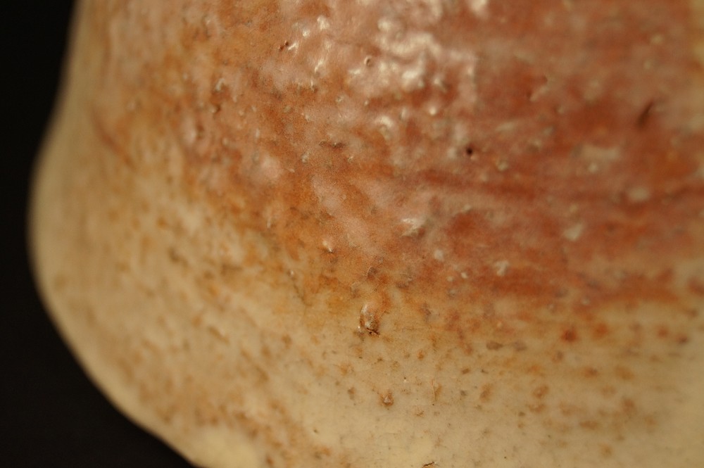 Further glaze structure on the body Glaze Close-Up 3