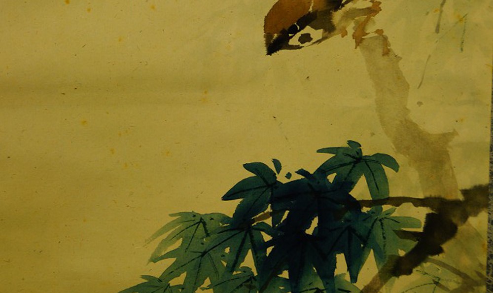 Kakemono by Matsuura Shōdō: sparrow on bamboo branches, in ink on silk.