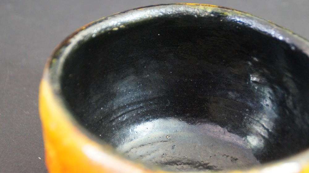 View from above into the chawan with deep black interior glaze by Haryoku
