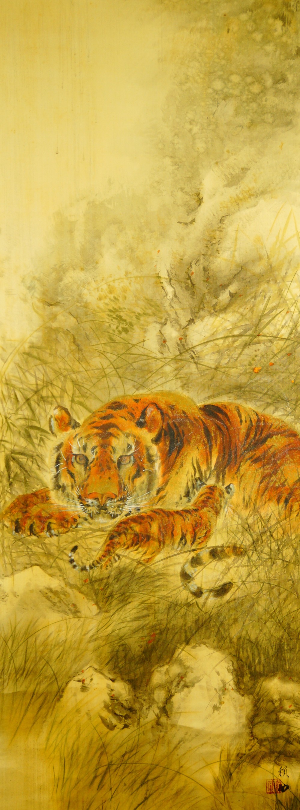 Tiger and Cub hanging scroll by Tamaoki Raiseki full motif without mounting