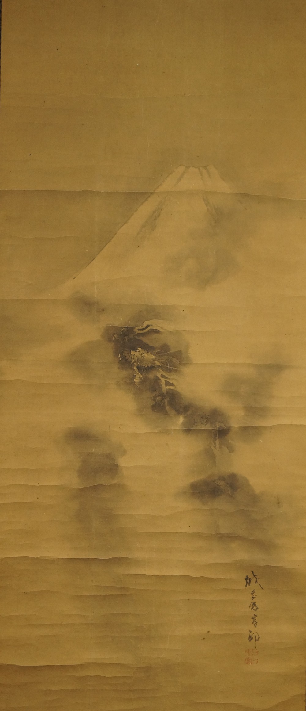 Kakemono dragon over Mount Fuji full motif without mounting
