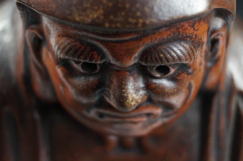 Bodhidharma Daruma Wide Open Eyes Bizen Ware Face Close-Up 6