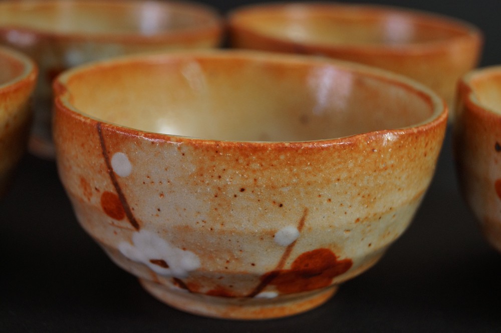 Tea Bowl Set with Plum Blossom Motif Motif Close-Up