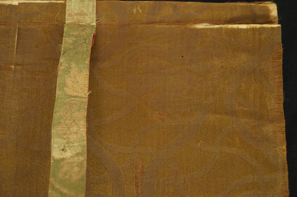 Mounting Brocade Fabric Close-Up