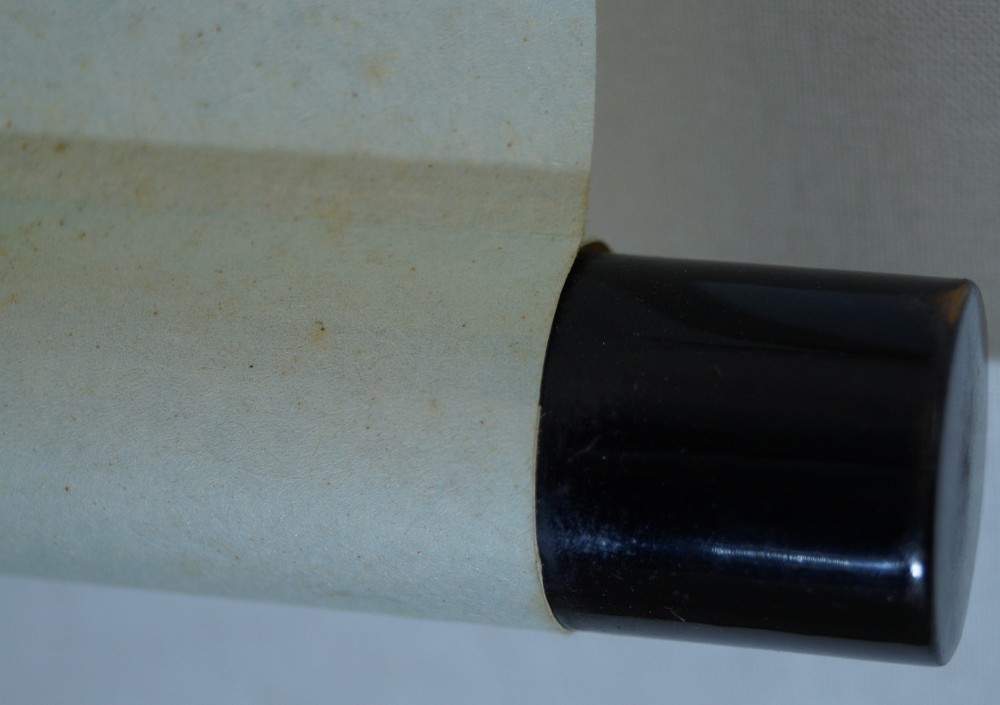 Kakemono Flower Roller Detail