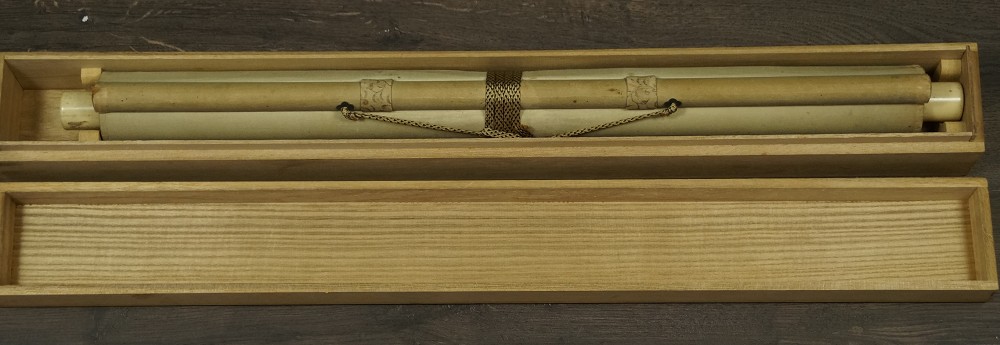 Rolled-up kakemono in the storage box with jikusaki made of bone