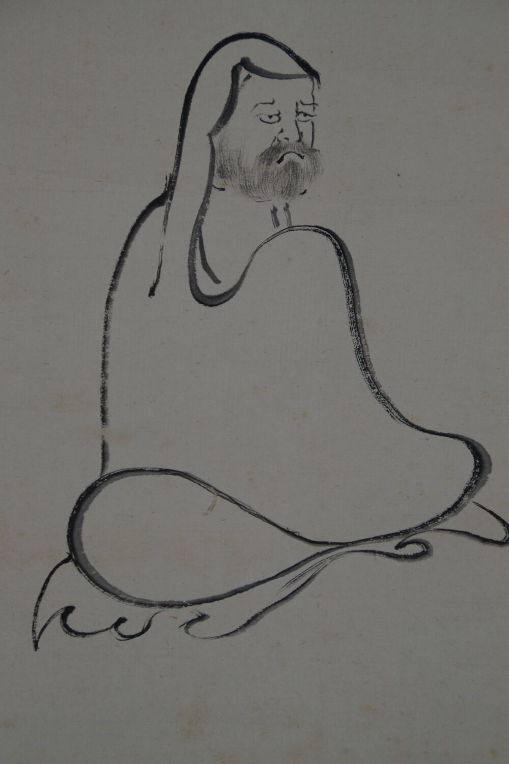 Further view of the overall motif with seated Bodhidharma in the hanging scroll Bodhidharma Straight to the Heart, without mounting