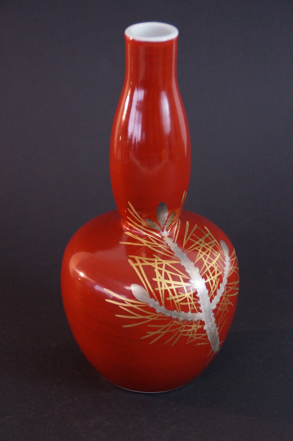 Kyo Vase Side View
