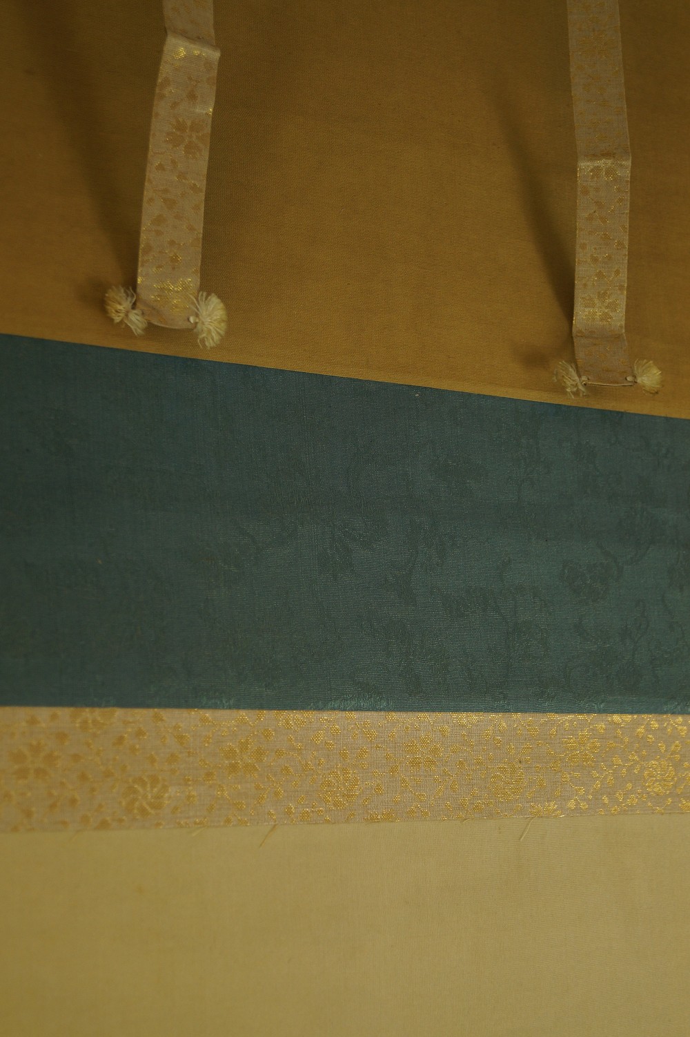 Beauty in Kimono Mounting Detail