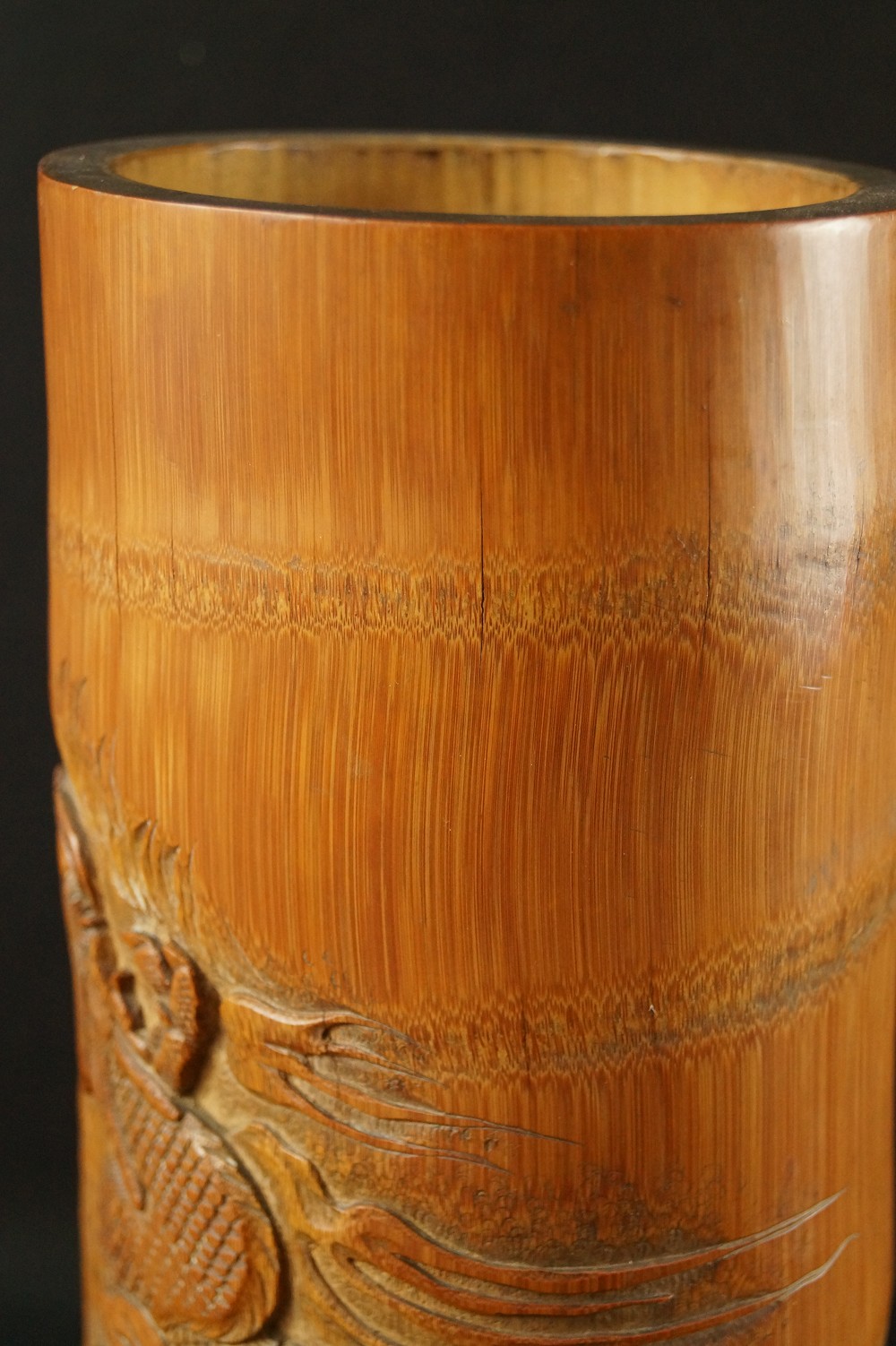 Drache - japanische handgeschnitzte Vase aus Bambus 