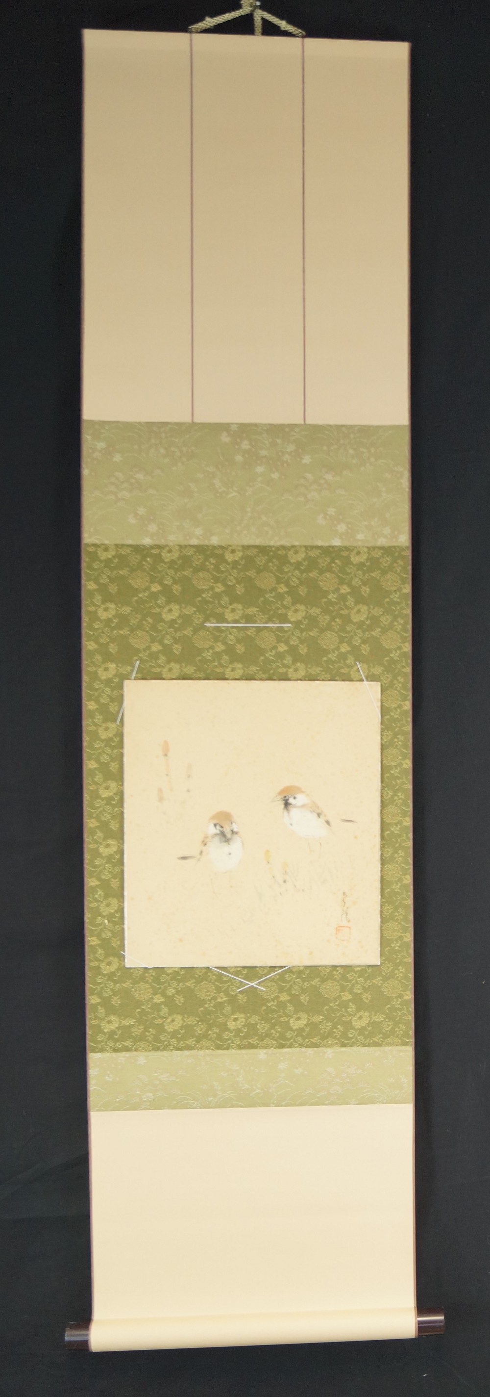Shikishi Zwei Spatzen Gesamtansicht mit Einfassung