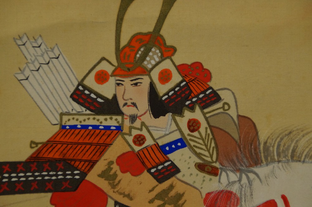 Close-up of the samurai's face with helmet and quiver full of arrows
