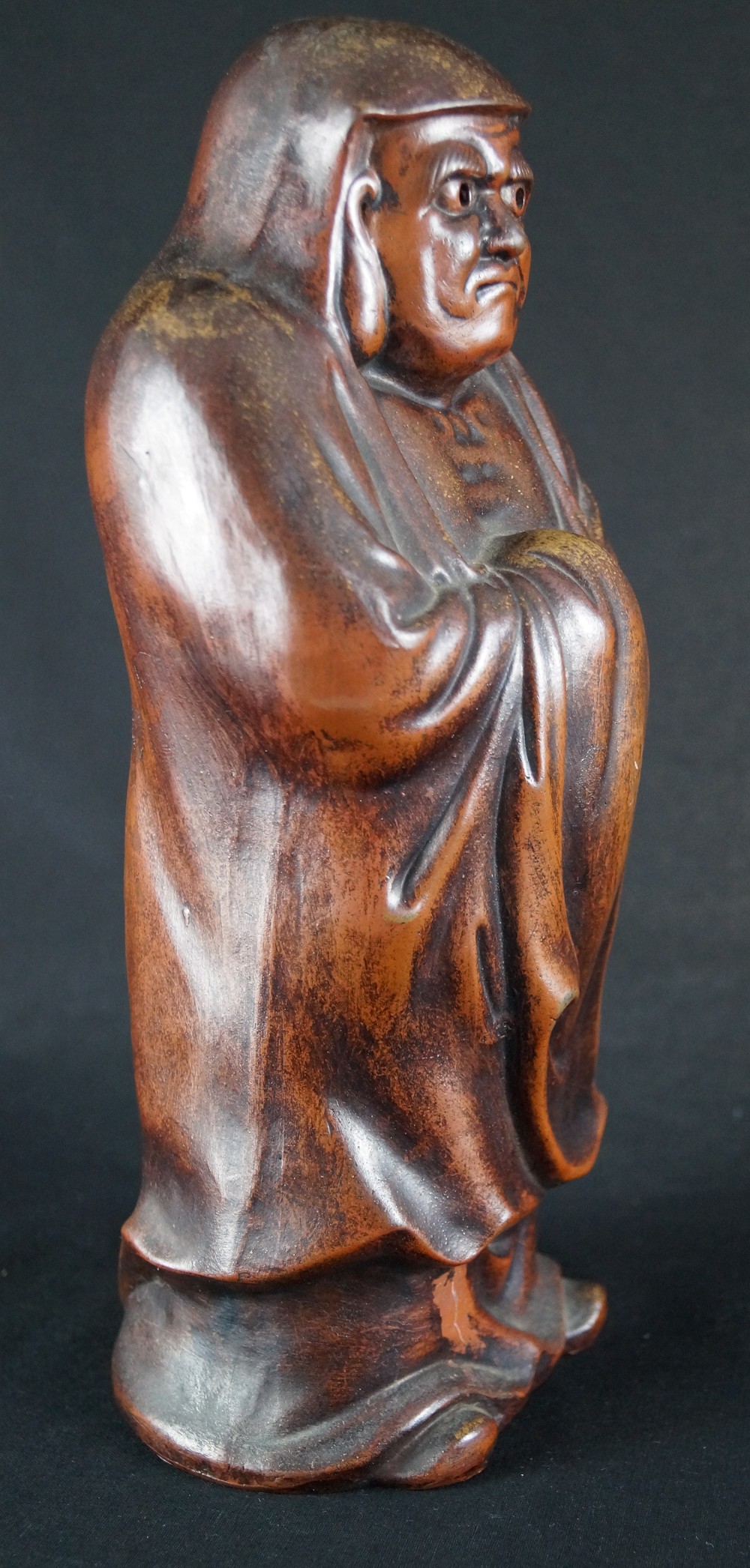 Bodhidharma Daruma wide open eyes Bizen ware side view 2