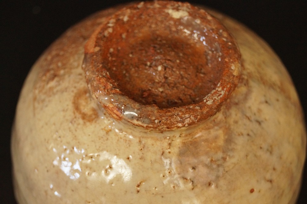 Hagi Chawan by Hirose Tanga Base Close-Up 1