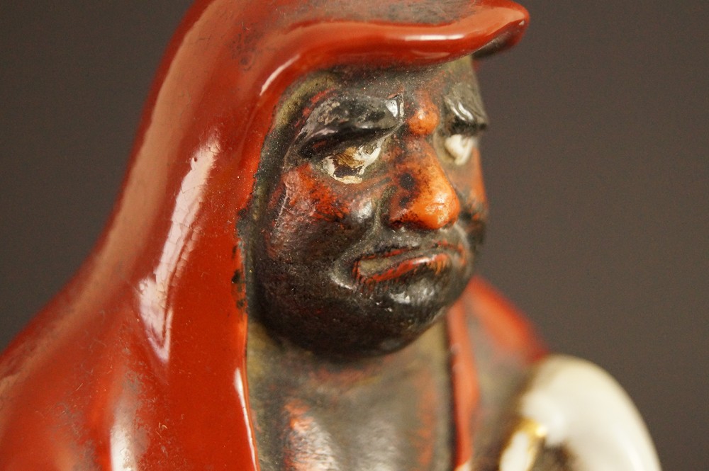 Bodhidharma Daruma Kutani Figure Face Motif Close-Up 2