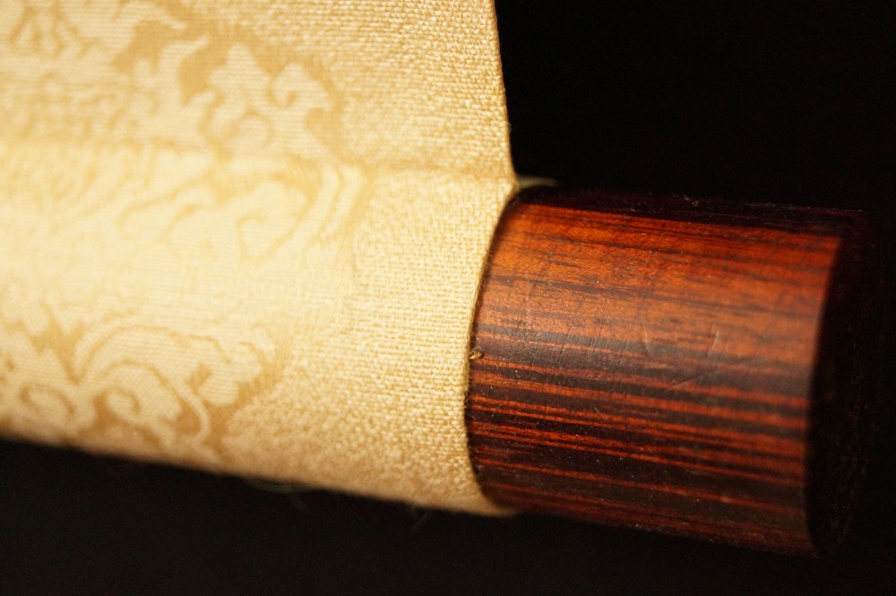 Peonies Scroll Detail