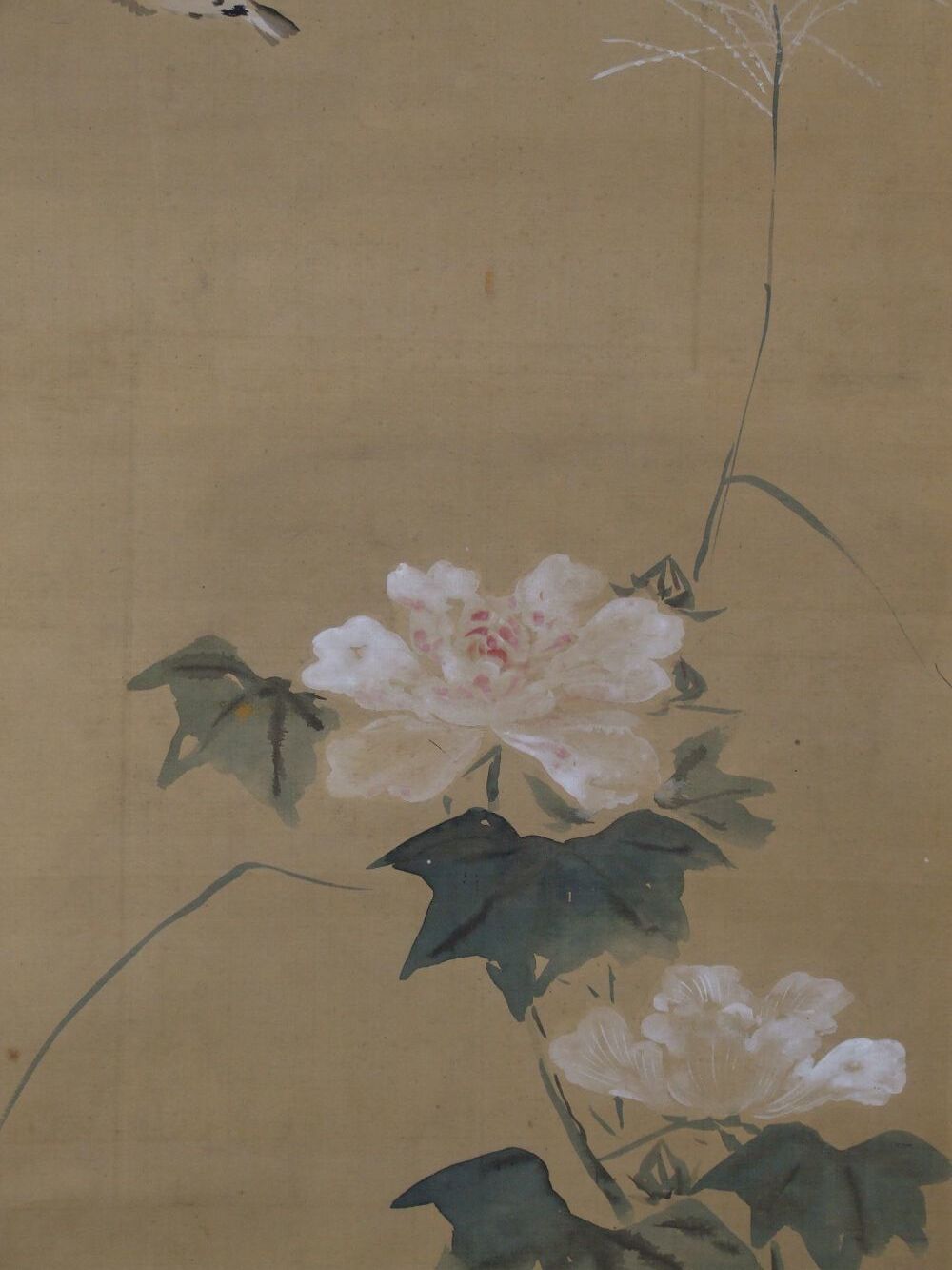 Additional close-up of the peony blossom in the Kakemono Birds and Peonies