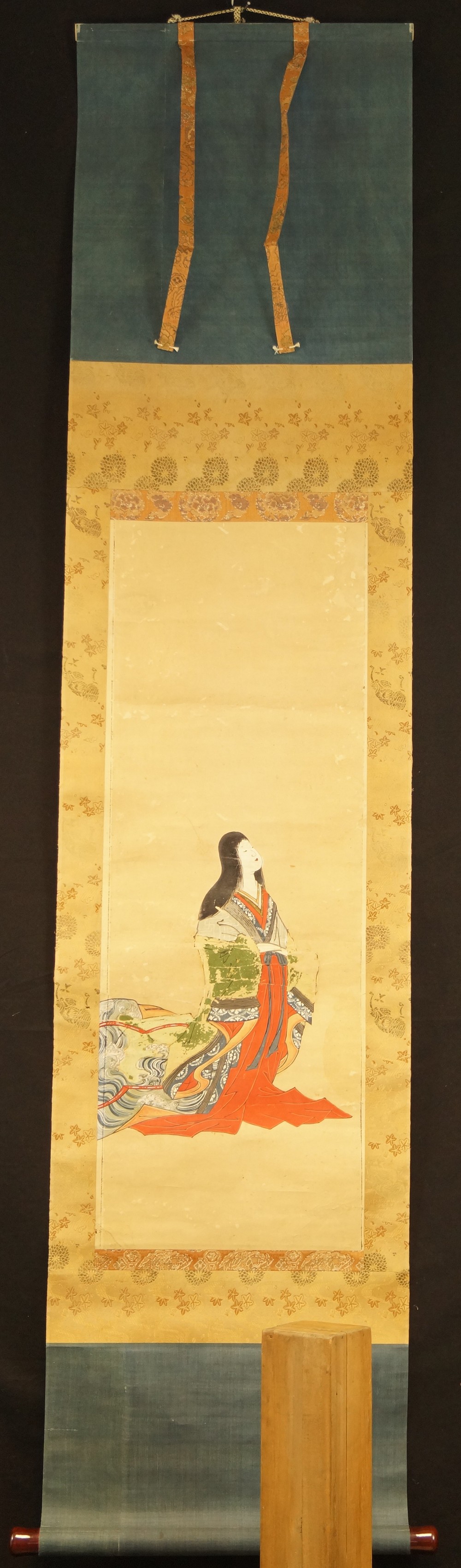 Hoefische Dame der Heian-Zeit Gesamtansicht Rollbild