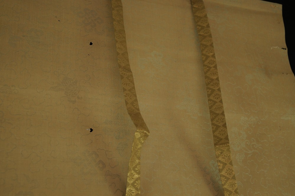 Emporsteigender Drache Montierungsdetail 1