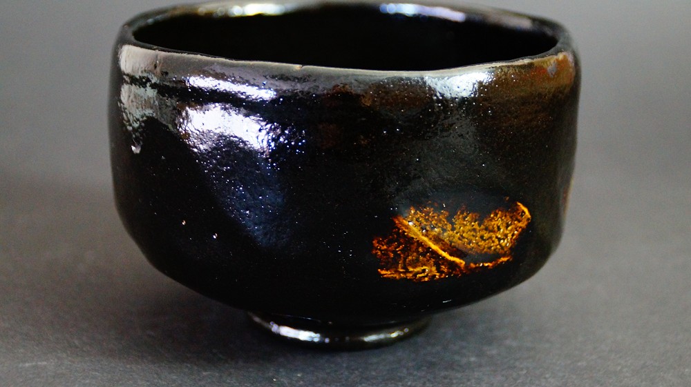 Chawan Tea Bowl Made of Raku Ware by Shoraku Sasaki Side View 2