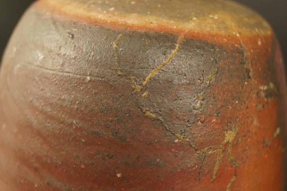 Bizen ware tokkuri by Shuzo Ogawa motif close-up