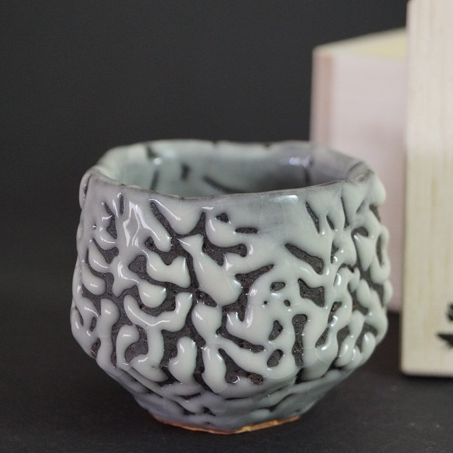 Hagi Guinomi Motif Close-Up Preview