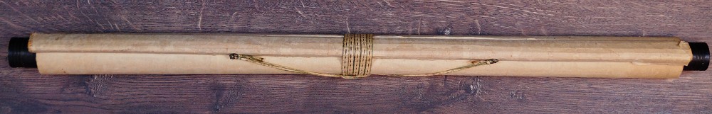 Rolled-up kakemono with cord tie