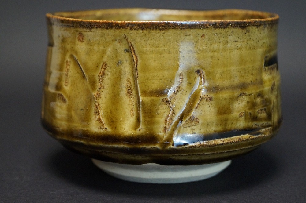 Handgetöpferte japanische Teeschale (Chawan) Seto Keramik Kazufumi Wada