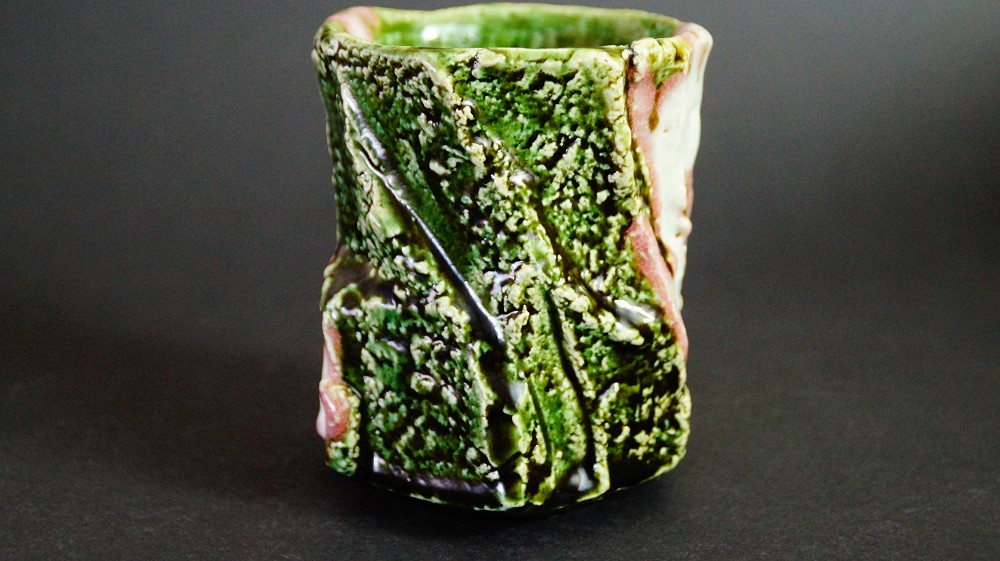 Yunomi Tea Bowl Made of Oribe Ware by Kawachi Hidetoshi Back View