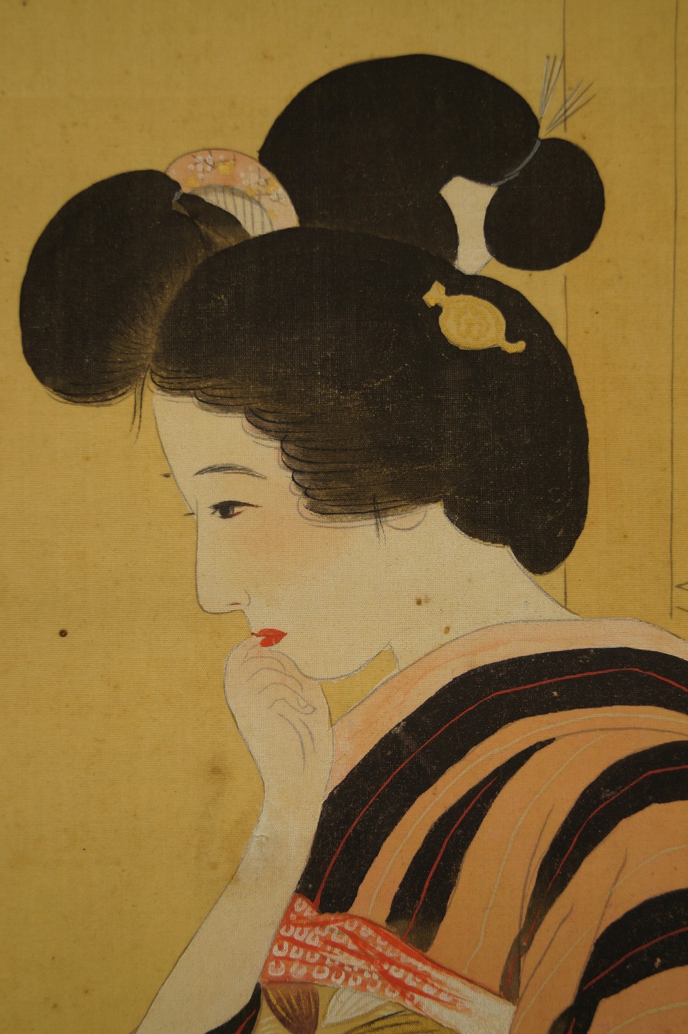 Beauty in kimono by Chigusa Kitani face close-up