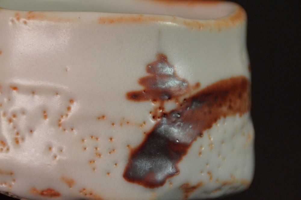 Chawan made of Shino ware by Noritoshi Takagi glaze close-up