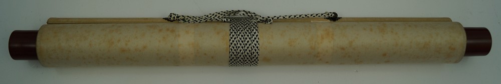 Kalligrafie Kakemono zusammengerollt