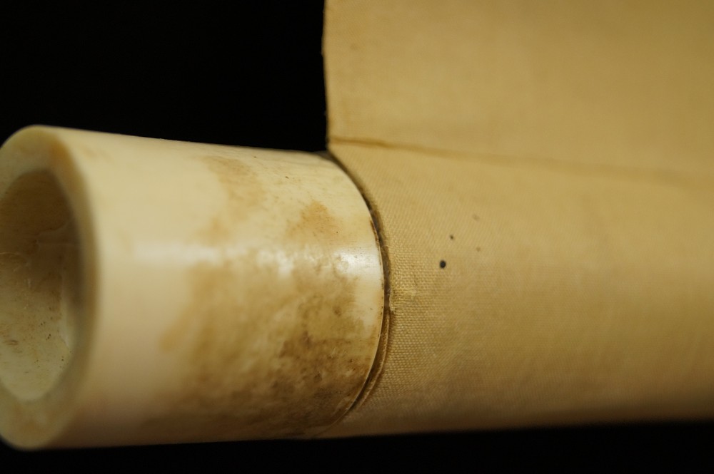 Sakura am Flussufer Rollendetail