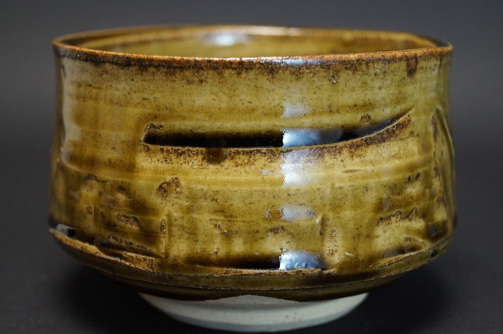Tea Bowl Chawan Seto Ware by Kazufumi Wada Side View 2